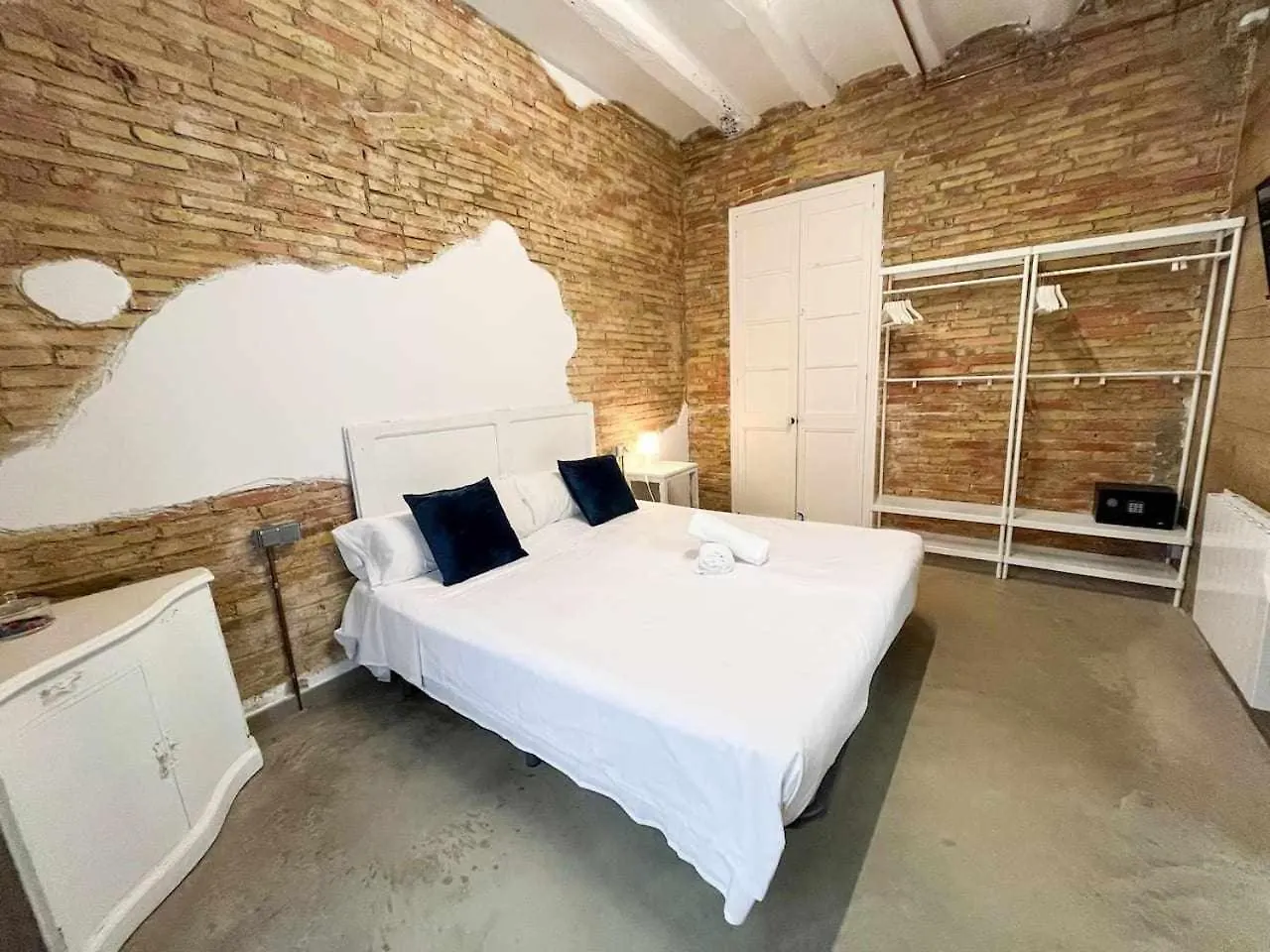 Aptw Pool In Heart Of Old Town Girona 0*,  Spain